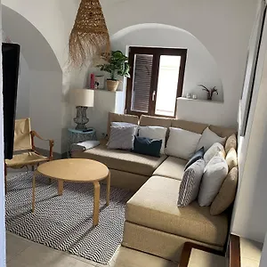  Apartamento Espacioso Y Ubicación De 10 En Centro